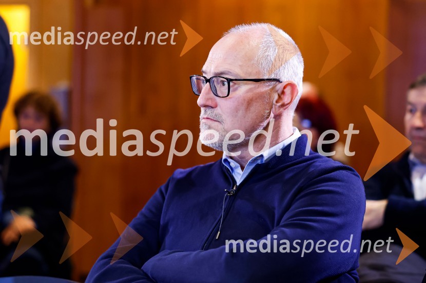  Janez Hadalin, direktor, ZAVAS d.o.oISKRIVO V ŽIVO, Andrej Drapal v pogovoru z Leonom Magdalencem