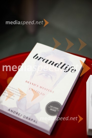 ISKRIVO V ŽIVO, Andrej Drapal v pogovoru z Leonom Magdalencem