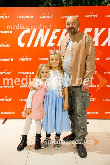  ... ;  ... ;  Gaber K. Trseglav, igralecČudežni svet, premiera animiranega filma v Cineplexx