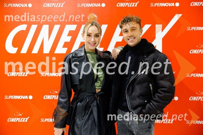  Ines Erbus, pevka;  David Amaro, pevecČudežni svet, premiera animiranega filma v Cineplexx