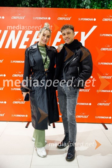  Ines Erbus, pevka;  David Amaro, pevecČudežni svet, premiera animiranega filma v Cineplexx