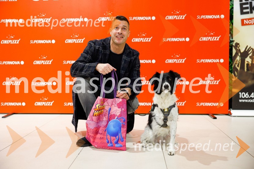  Klemen Bučan, radijski voditelj, stand-up komik, DJČudežni svet, premiera animiranega filma v Cineplexx