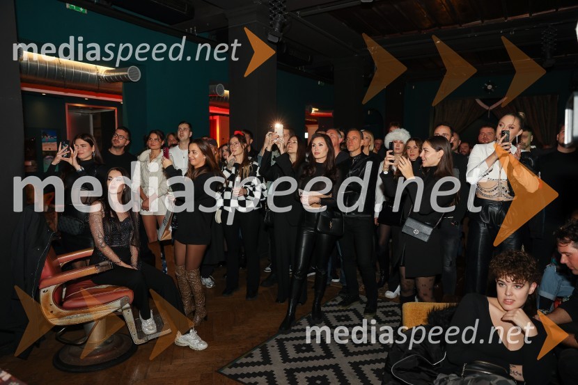 EGO, ekskluzivna premiera novega videa Gaje Prestor