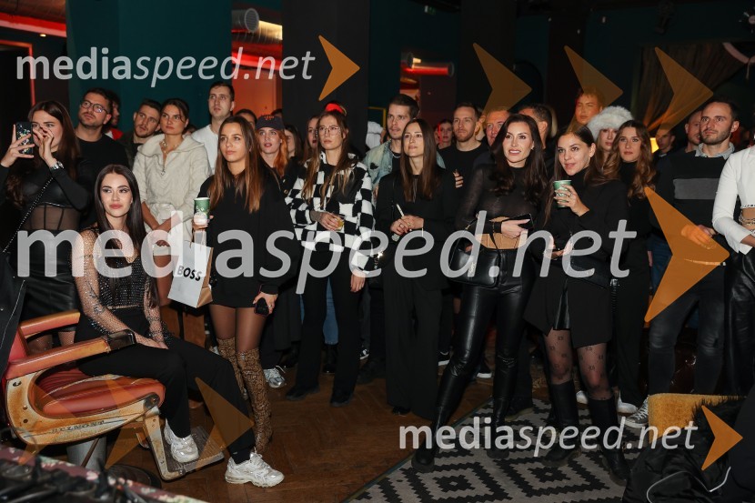  ... ;  ... ;  Gaja Prestor, pevka;  ... ;  Janja Balant;  ... ;  ... ;  Anja Jenko, fotomodel;  ... ;  ... ;  ... EGO, ekskluzivna premiera novega videa Gaje Prestor