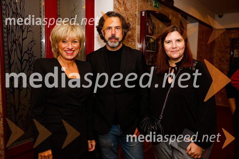  Romana  Krajnčan, pevka;  Danijel Malalan, direktor, Stalno slovensko gledališče v Trstu;  Teja Pelko, novinarka, Svet24DA ME JE STRAH?, premiera drame, Prešernovo gledališče Kranj