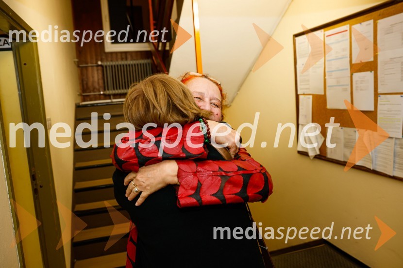  Maja Cerar, lektorica;  Marinka Poštrak, dramaturginja, Prešernovo gledališče KranjDA ME JE STRAH?, premiera drame, Prešernovo gledališče Kranj