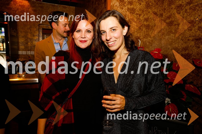  Eva Belčič, vodja marketinga in odnosov z javnostmi, Prešernovo gledališče Kranj;  Tina Resman, igralkaDA ME JE STRAH?, premiera drame, Prešernovo gledališče Kranj