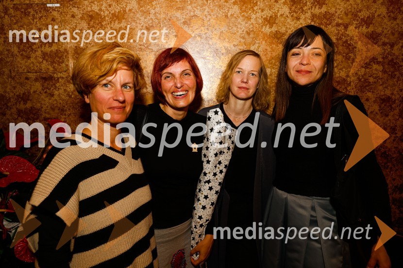  Polona Janežič, glasbenica;  Simona  Hamer, dramaturginja, dobitnica nagrade Gašperja Tiča;  Tina Bonča, kostumografinja;  Anđelka Nikolić, dramaturginjaDA ME JE STRAH?, premiera drame, Prešernovo gledališče Kranj