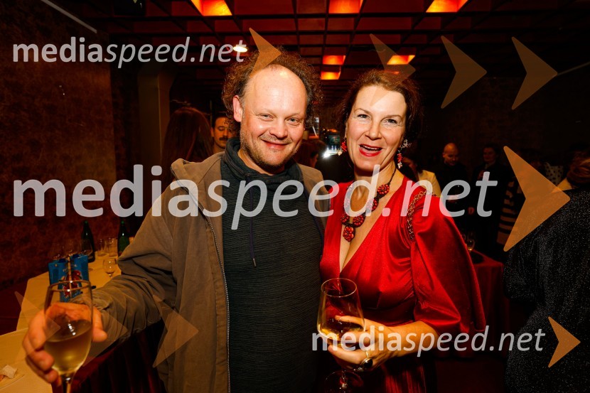  Gašper Jarni, igralec;  Suzana Grau, igralkaDA ME JE STRAH?, premiera drame, Prešernovo gledališče Kranj