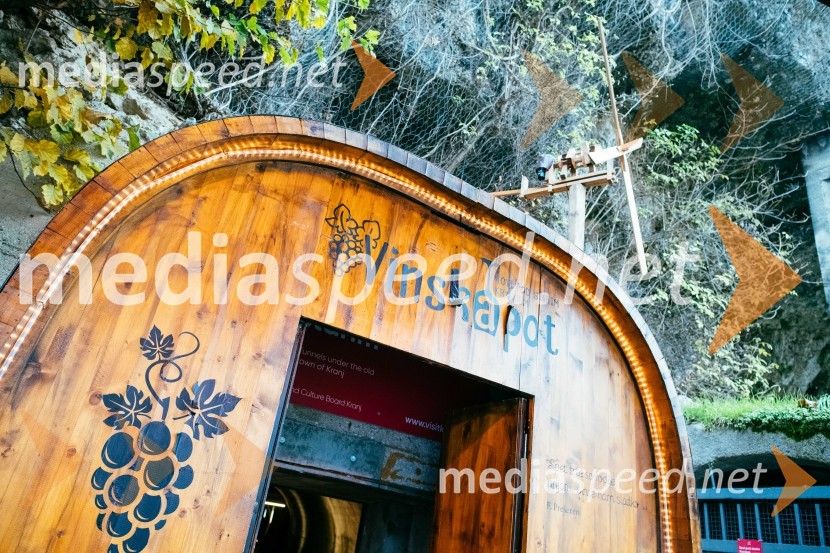 Vinska pot v rovih pod starim Kranjem 2022, petek 2