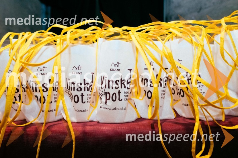 Vinska pot v rovih pod starim Kranjem 2022, petek 2