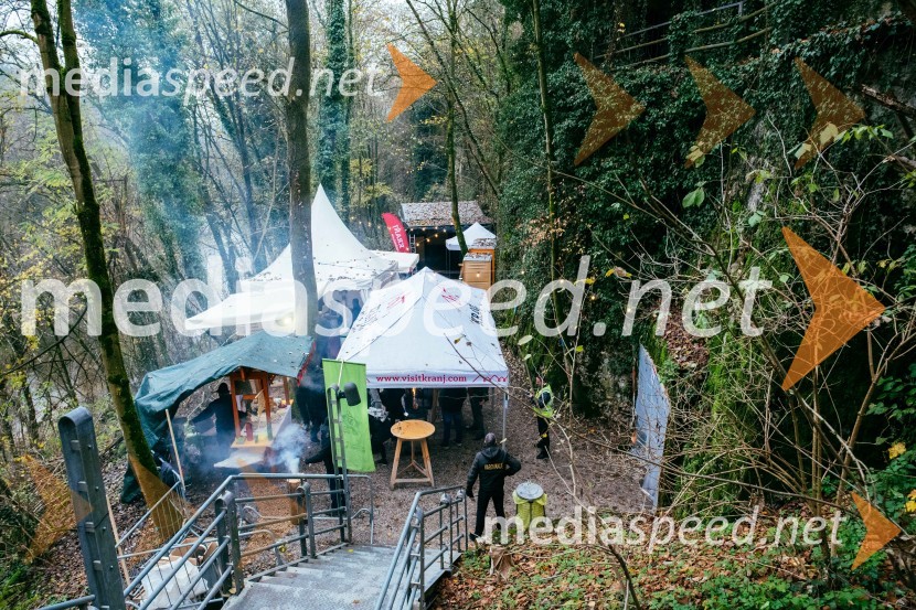 Vinska pot v rovih pod starim Kranjem 2022, petek 2