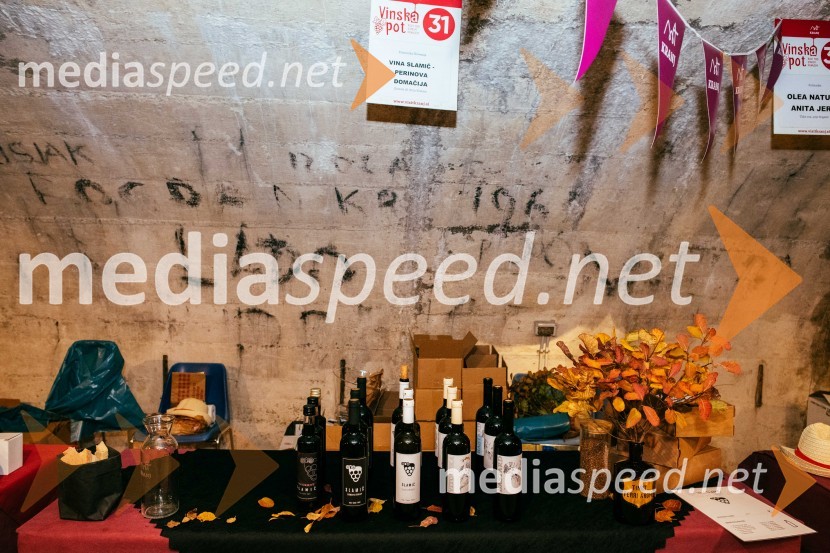 Vina Slamič - Perinova domačijaVinska pot v rovih pod starim Kranjem 2022, petek 2