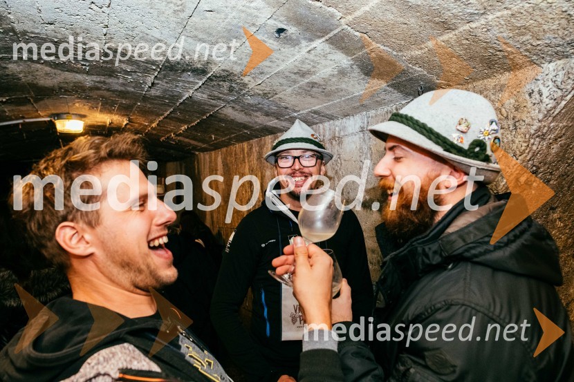 Vinska pot v rovih pod starim Kranjem 2022, petek 2