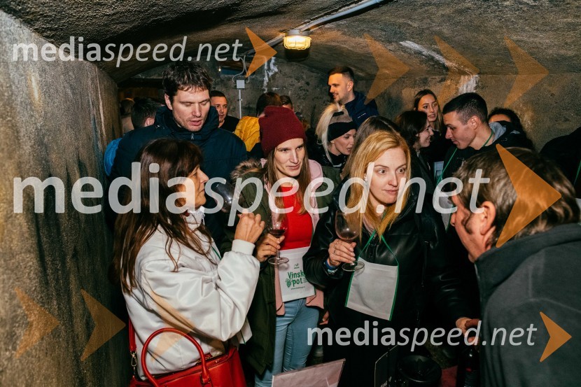 Vinska pot v rovih pod starim Kranjem 2022, petek 2