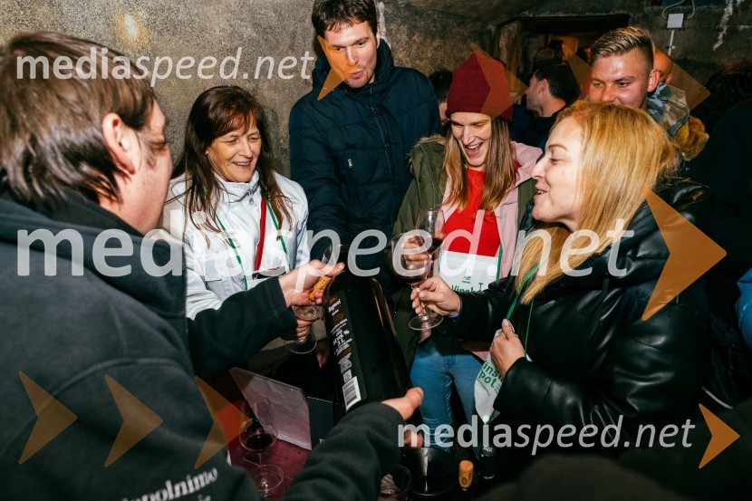 Vinska pot v rovih pod starim Kranjem 2022, petek 2