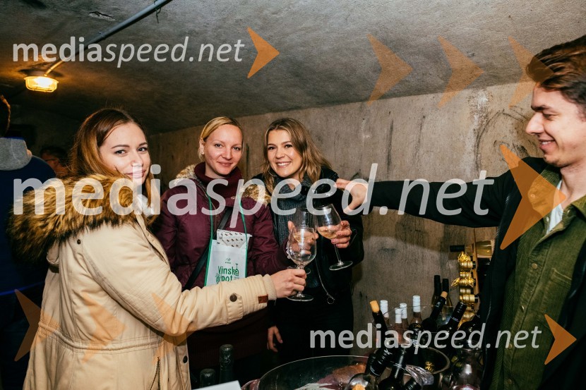 Vinska pot v rovih pod starim Kranjem 2022, petek 2