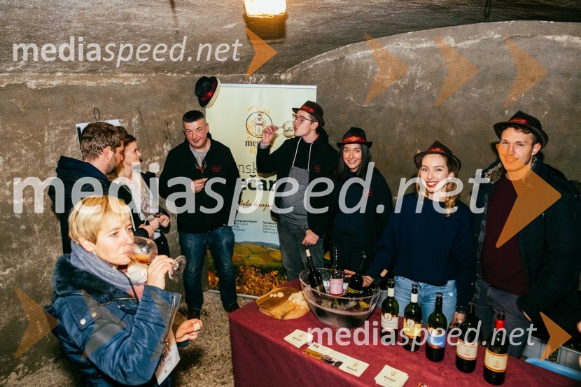 Vinska klet Pečarič MegincVinska pot v rovih pod starim Kranjem 2022, petek 2