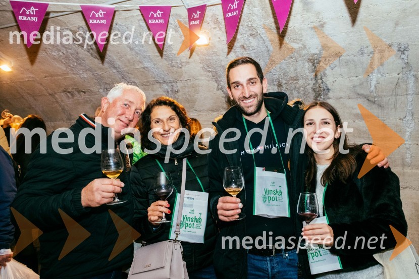 Vinska pot v rovih pod starim Kranjem 2022, petek 2