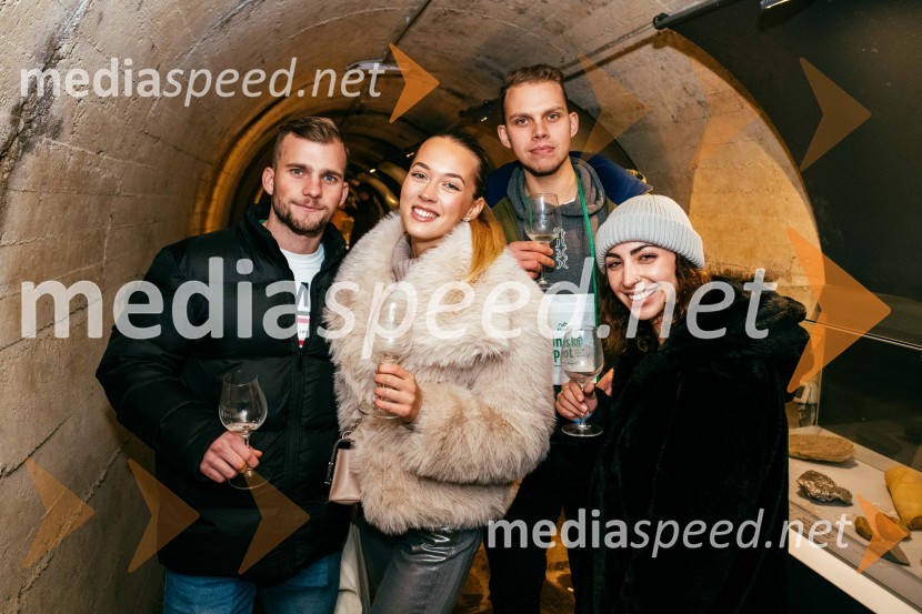 Vinska pot v rovih pod starim Kranjem 2022, petek 2