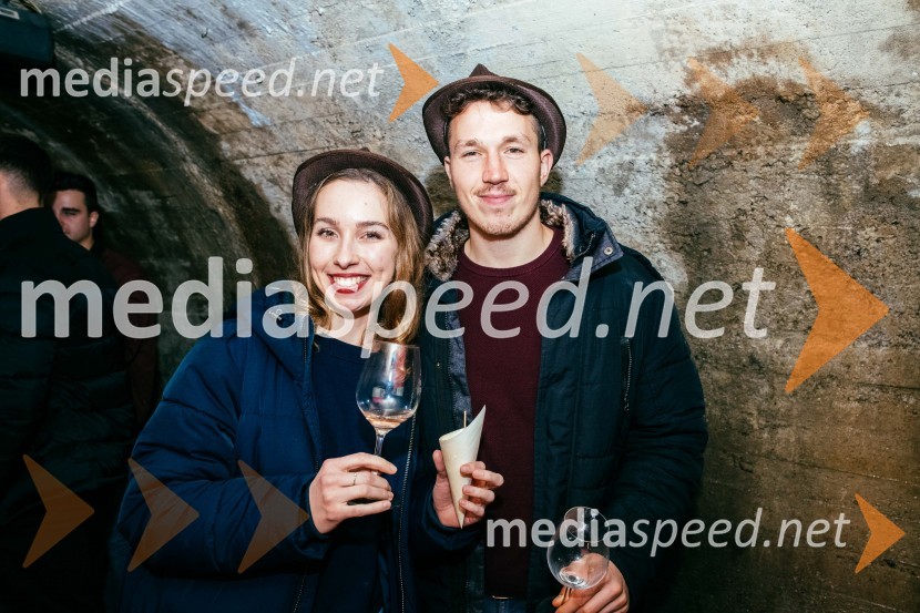 Vinska pot v rovih pod starim Kranjem 2022, petek 2