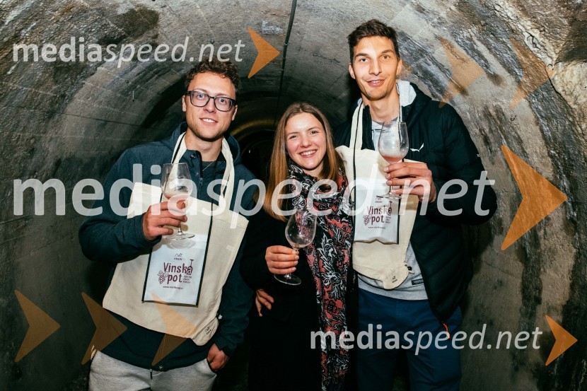 Vinska pot v rovih pod starim Kranjem 2022, petek 2