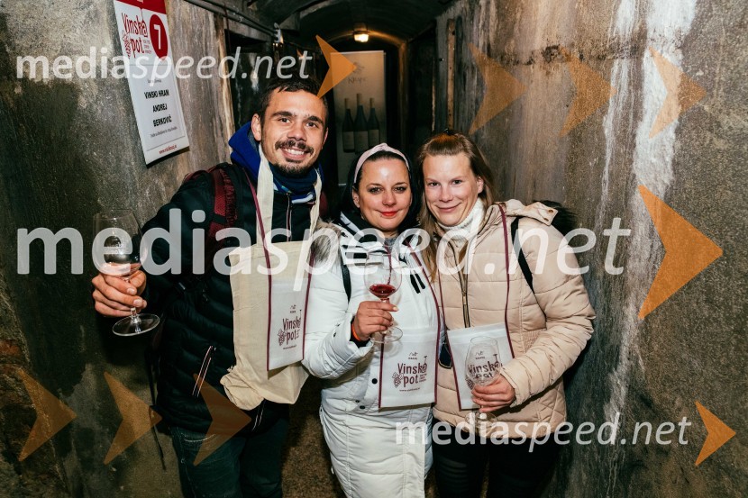 Vinska pot v rovih pod starim Kranjem 2022, petek 2