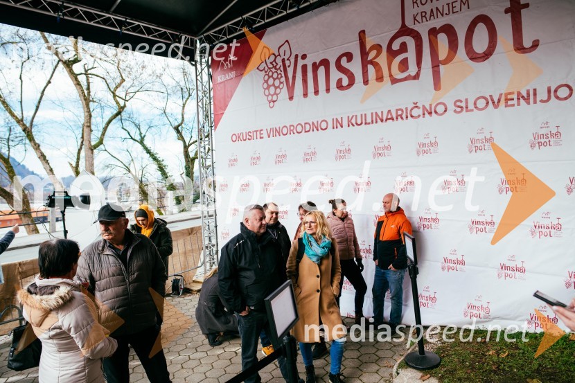 Vinska pot v rovih pod starim Kranjem 2022, sobota 2