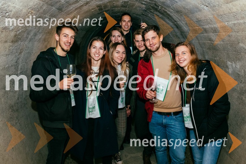 Vinska pot v rovih pod starim Kranjem 2022, sobota 2