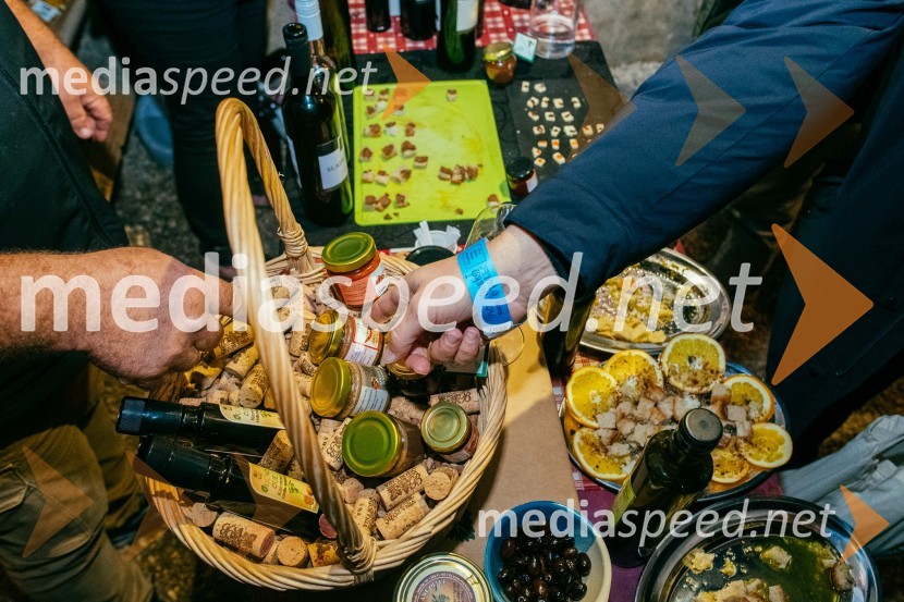 Vinska pot v rovih pod starim Kranjem 2022, sobota 2