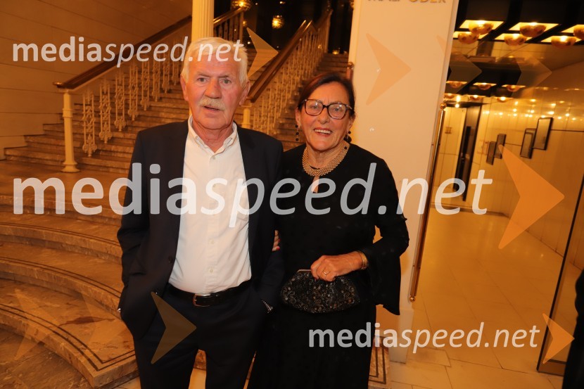  Branko Bezjak, nekdanji direktor, Swaty;  Dunja BezjakMadame Bovary, premiera baleta v SNG Maribor