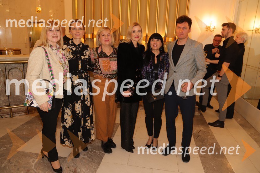  ... ;  ... ;  ... ;  ... ; mag.  Helena  Cvikl, profesorica, Turistica Portorož;  ... Madame Bovary, premiera baleta v SNG Maribor