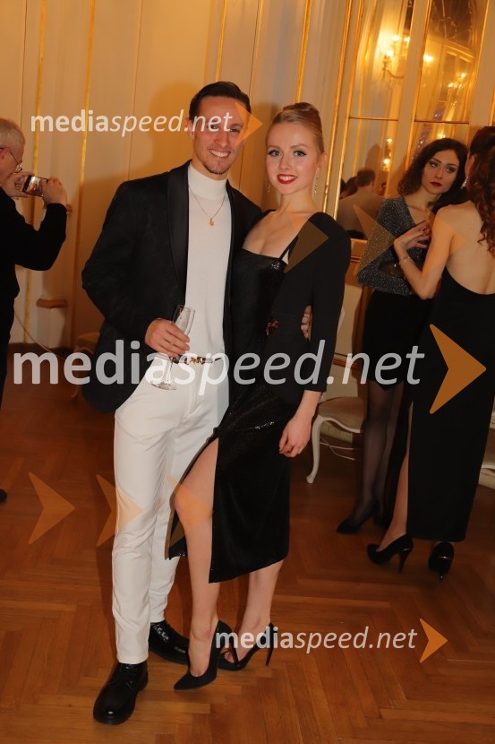  Davide Buffone, baletni plesalec;  Mina Radaković, baletna plesalkaMadame Bovary, premiera baleta v SNG Maribor