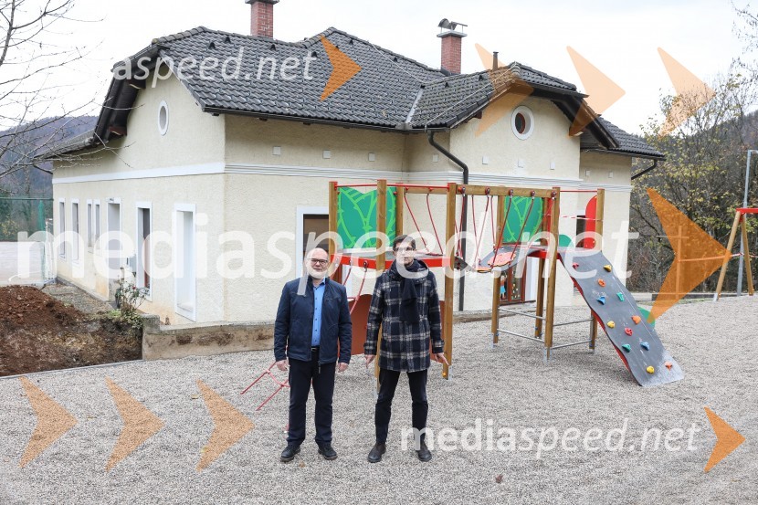  ... ;  Matjaž Rakovec, župan Mestne občine KranjOdprtje novih otroških igral v občini Kranj