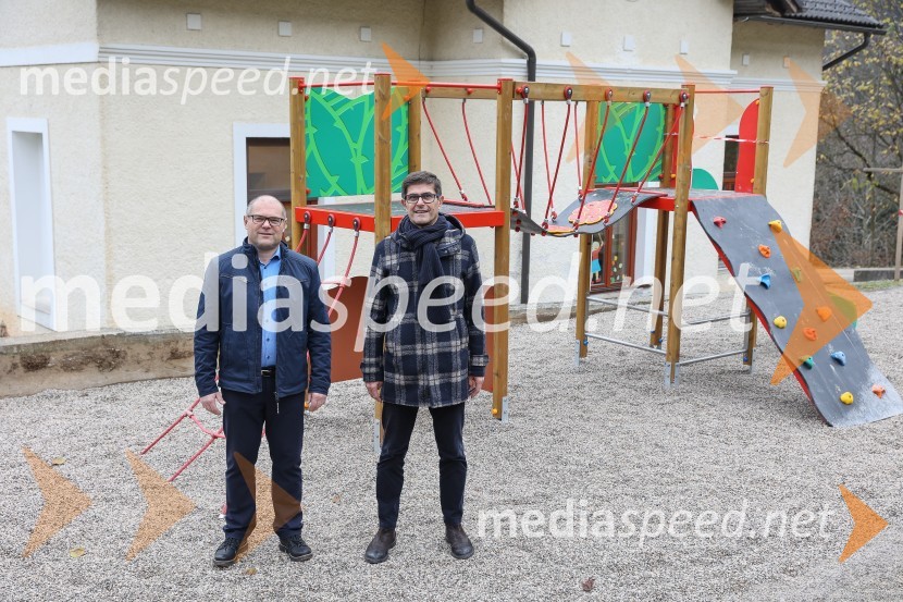  ... ;  Matjaž Rakovec, župan Mestne občine KranjOdprtje novih otroških igral v občini Kranj