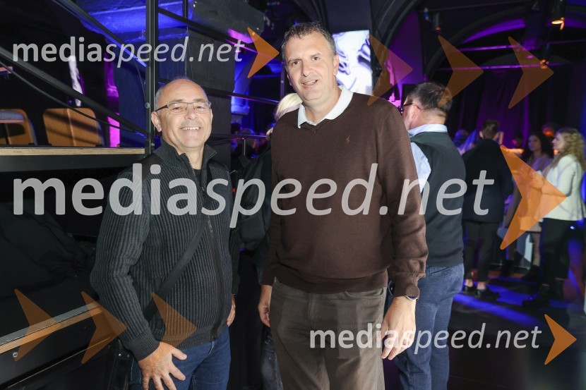  ... ;  Bernard Pukart, vodja oddelka za mobilno telefonijo, SamsungSamsung in LJFW s projektom Inspired by You