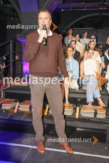  Bernard Pukart, vodja oddelka za mobilno telefonijo, SamsungSamsung in LJFW s projektom Inspired by You