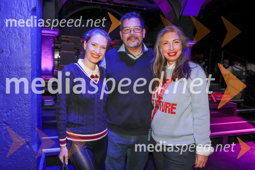  Maja Ferme, modna oblikovalka;  Tomaž Semič, Samsung;  Melinda Rebrek, izvršna producentka LJFWSamsung in LJFW s projektom Inspired by You