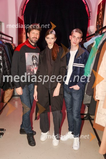  Tomaž Mihelič - Marlenna, član skupine Sestre;  Ema Menger, Immortal Models;  Anel Zahić, Immortal ModelsSamsung in LJFW s projektom Inspired by You