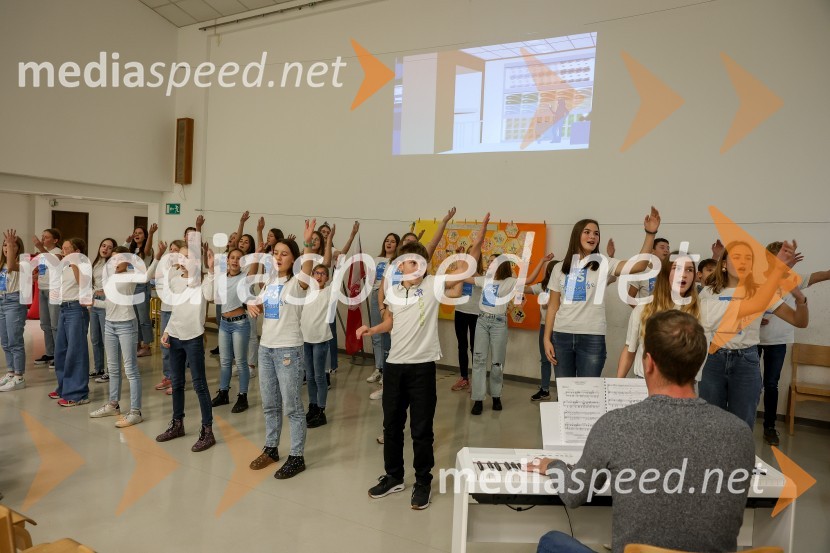 Predstavitev pametne razsvetljave na OŠ Predoslje v Kranju