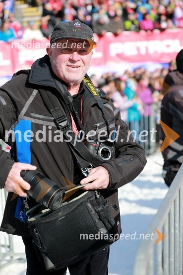  Joco Žnidaršič, fotografUmrl je legendarni Delov fotograf Joco Žnidaršič