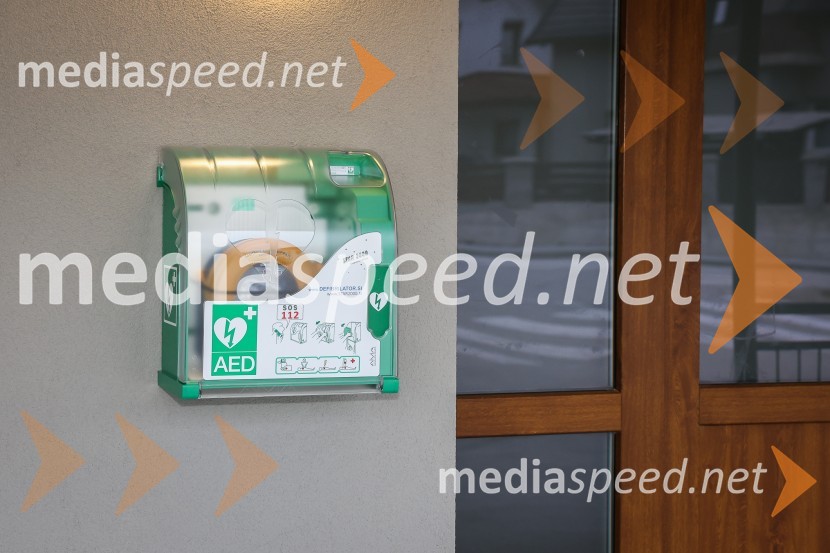 Prostovoljno gasilsko društvo Besnica dobilo nov defibrilator