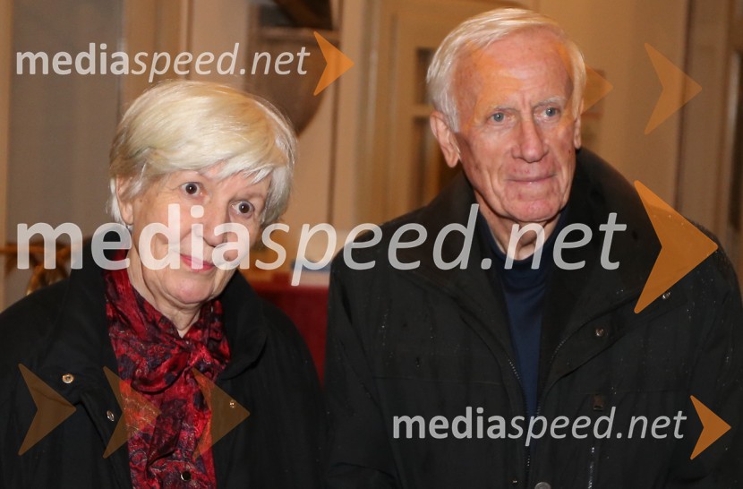 Kako je padlo drevo, premiera drame