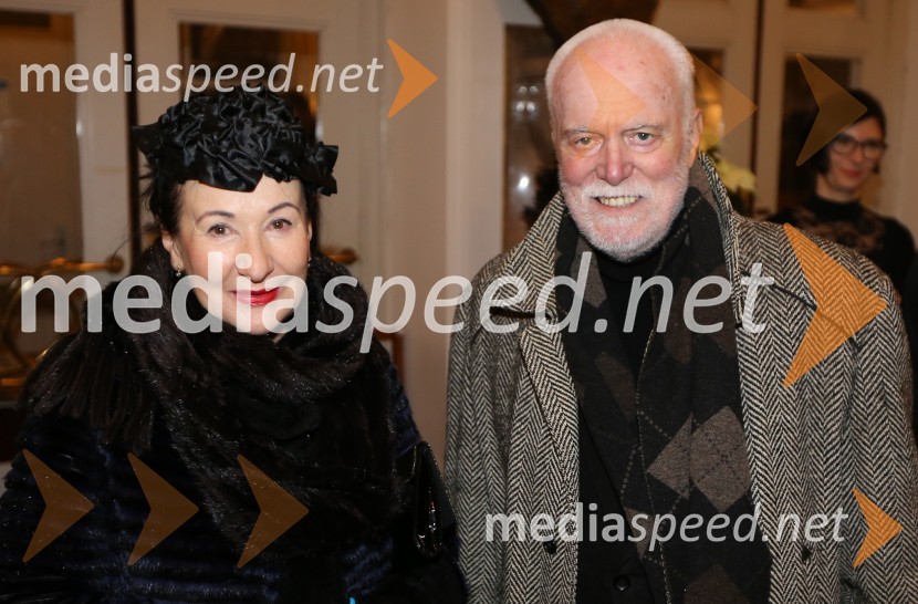  Polona Vetrih, igralka;  Marko Gorjanc, nekdanji ravnatelj/pomočnik ravnatelja SNG Drama LjubljanaKako je padlo drevo, premiera drame