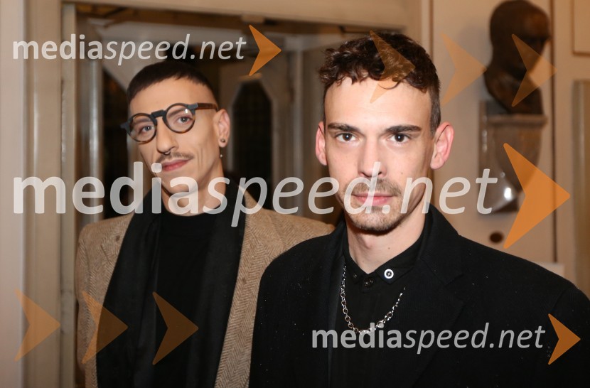  Matjaž Plošinjak, modni oblikovalec;  Nejc Cijan Garlatti, igralecKako je padlo drevo, premiera drame