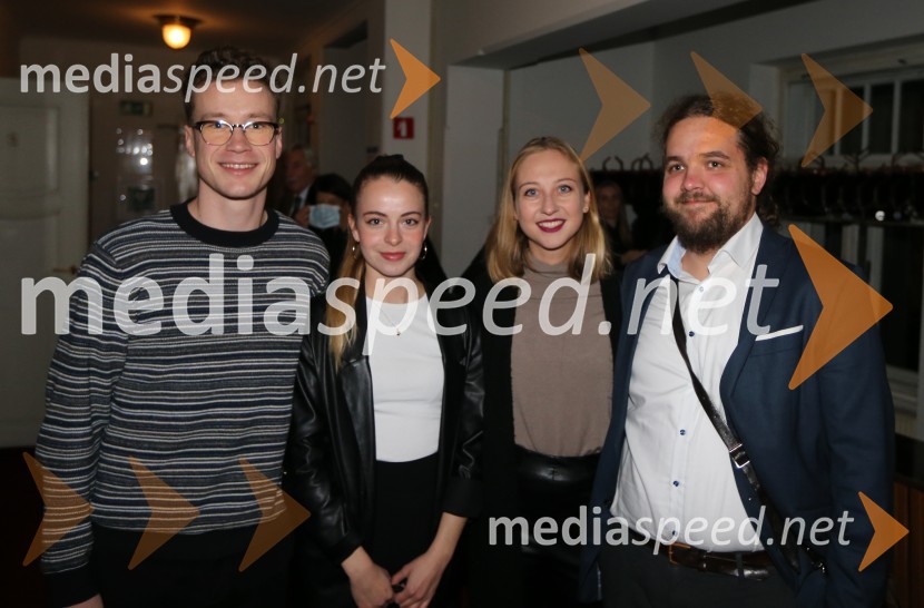  Žan Brelih Hatunić, igralec;  ... ;  Lara Ekar Grlj, koreografinja;  Luka Marcen, režiserKako je padlo drevo, premiera drame