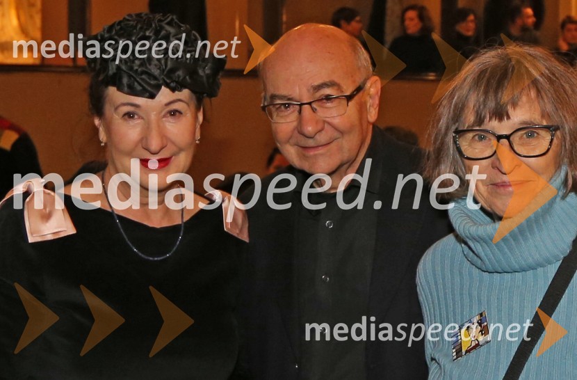  Polona Vetrih, igralka;  Mitja Rotovnik, nekdanji direktor Cankarjevega doma;  ... Kako je padlo drevo, premiera drame