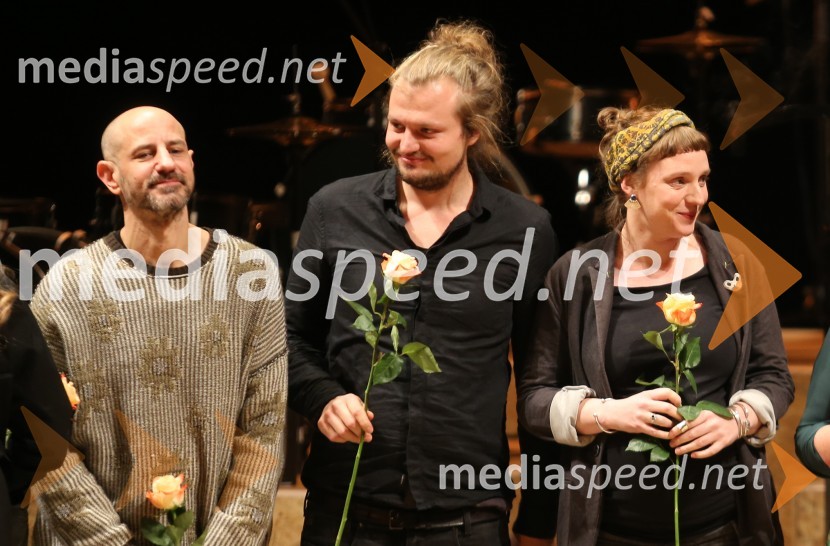  Iztok Drabik Jug, igralec;  Žiga  Divjak, režiser;  Katarina Morano, režiserka, dramaturginjaKako je padlo drevo, premiera drame