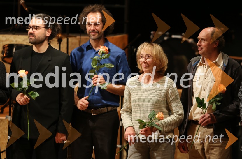  Blaž Gracar;  Marjan Stanić, glasbenik, OjgeN;  Silva Čušin Povše, dramska igralka;  Janez Škof, igralecKako je padlo drevo, premiera drame