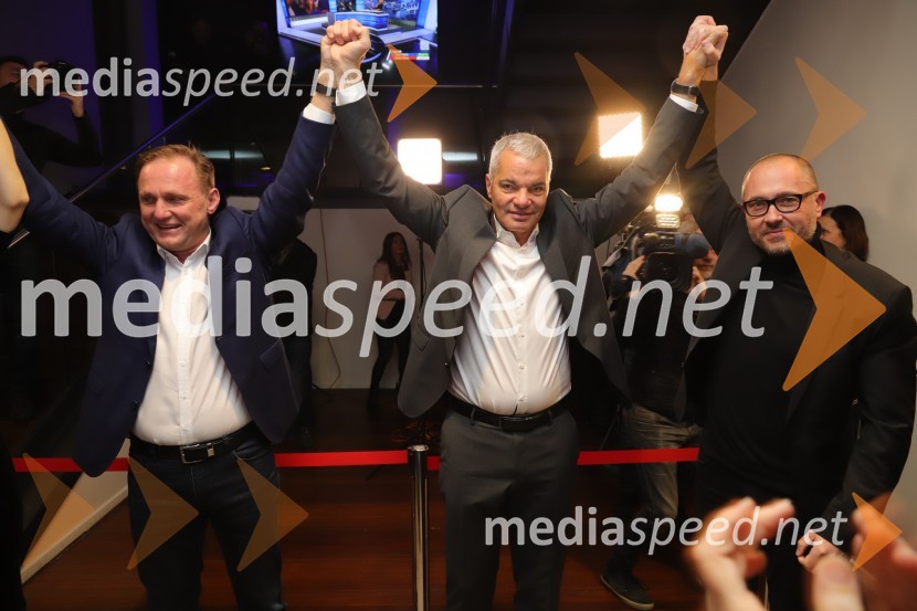 dr. Samo Peter Medved,  podžupan, Mestna občina Maribor ;  Aleksander Saša Arsenovič, župan, Mestna občina Maribor;  Gregor Reichenberg,  podžupan MOM za področje arhitekture in prostoraSaša Arsenovič nadaljuje županski mandat v Mariboru